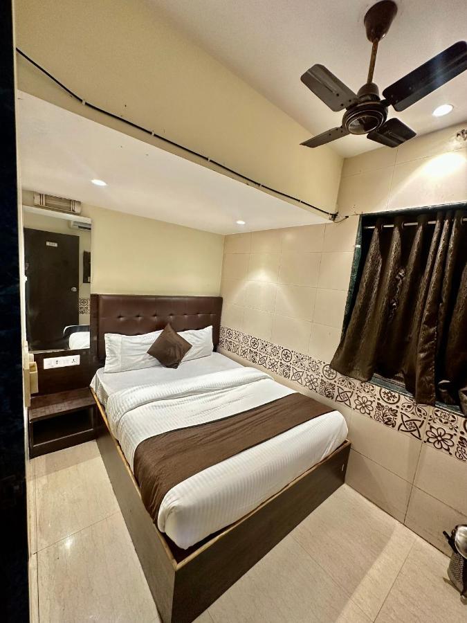 Kalpana Residency - Near Us Embassy Hotel Mumbai Ngoại thất bức ảnh